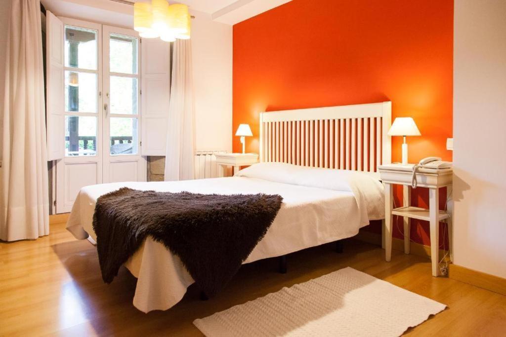 Gastro Hotel La Giraldilla Liérganes Pokoj fotografie
