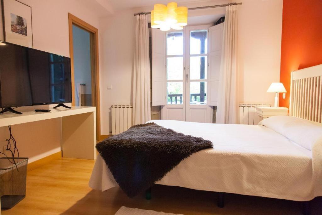Gastro Hotel La Giraldilla Liérganes Pokoj fotografie